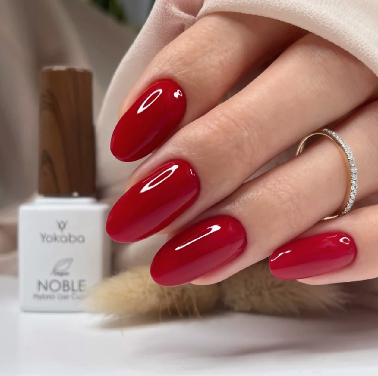 NOBLE Hybrid Gel Color Coat UV/LED 7ML - 33 Jam Red
