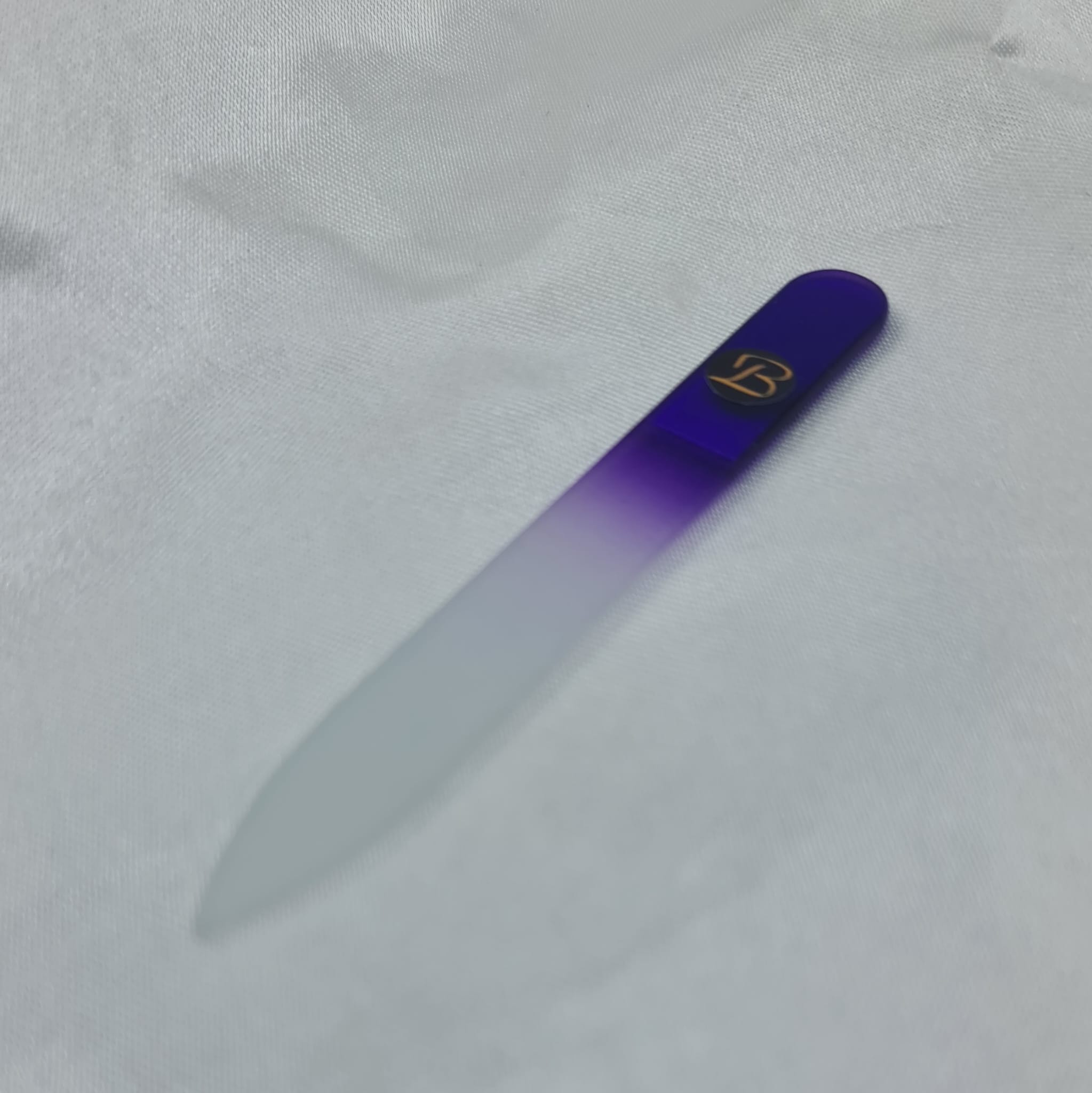 Lima de cristal templado 9 cm color lila